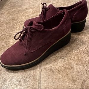 Clark’s burgundy women’s shoes